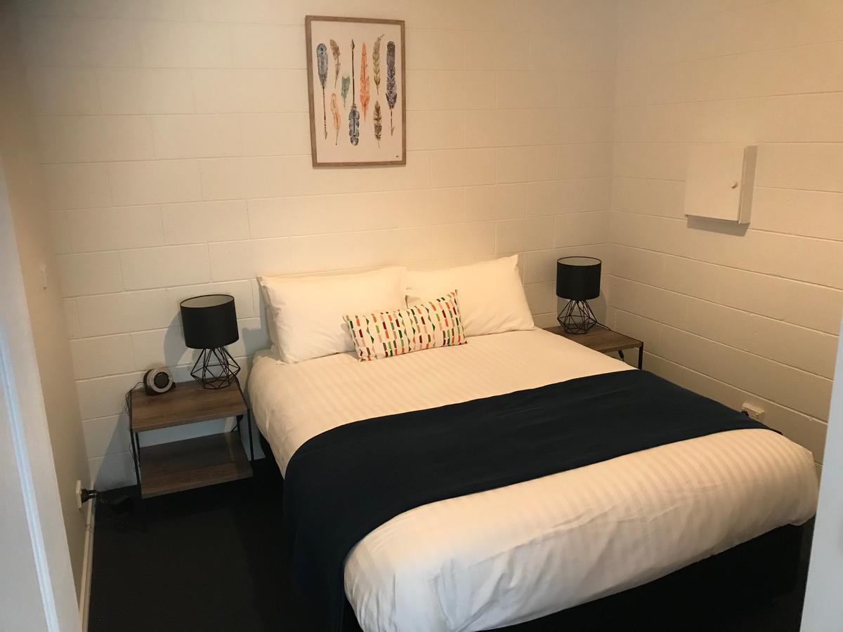 Penguin Seaside Motel Extérieur photo